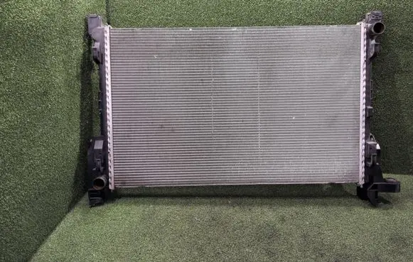 Opel Vivaro Coolant radiator 214104966R 93868888 CP496005