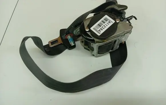 Hyundai Sonata Front seatbelt 608191800A