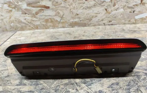 Subaru Forester SG Third/center stoplight 24036900