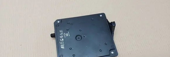 Renault Megane III Comfort/convenience module S180098201C 284B13297R