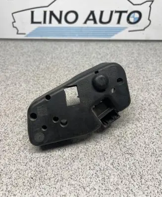 BMW 3 E46 Tail light bulb cover holder 8374808