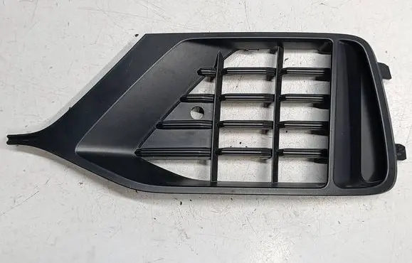 Front bumper lower grill