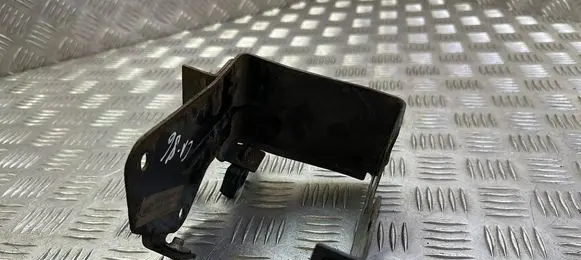 Land Rover Range Rover Sport L320 Fuel filter bracket/mount holder 7H329B262AD