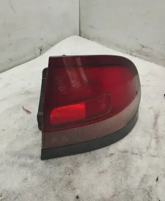 Mazda 626 Rear/tail lights 0431392R