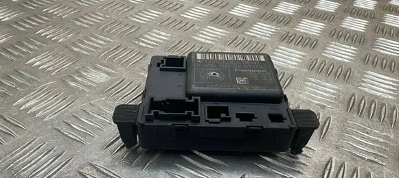 Mercedes-Benz Sprinter W906 Door control unit/module A9069000401