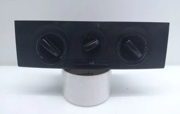 Skoda Fabia Mk1 (6Y) Climate control unit 6Q0819445