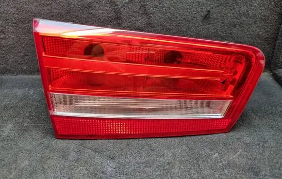 Audi A6 S6 C7 4G Tailgate rear/tail lights 4G9945093