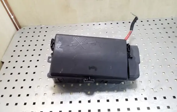 Opel Insignia A Fuse box set 13253551 13275881