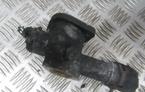 Volkswagen Sharan Engine coolant pipe/hose 038121133j