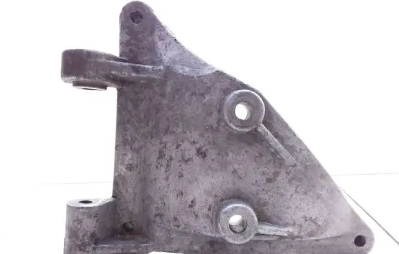 Audi A6 S6 C5 4B A/C compressor mount bracket 059260885E