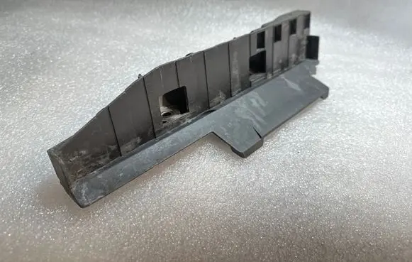 Audi A4 S4 B6 8E 8H Battery bracket 8E1805229A
