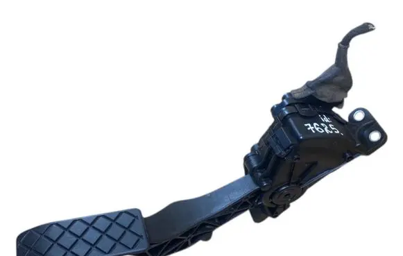 Volkswagen Transporter - Caravelle T5 Accelerator throttle pedal 7H1721503 6PV00849503