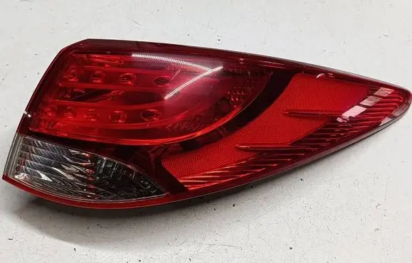 Rear/tail lights