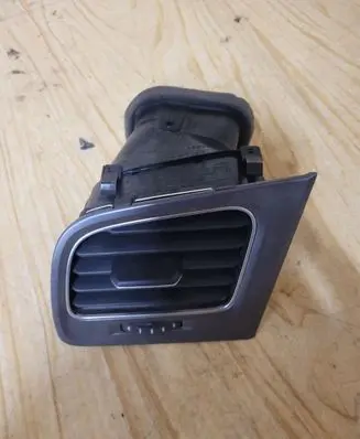 Volkswagen Golf VII Dashboard side air vent grill/cover trim 5G1819709