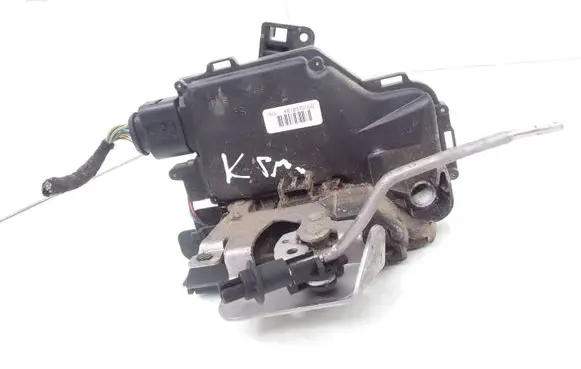 Audi A6 S6 C5 4B Front door lock 4B1837015G