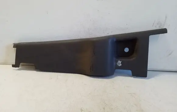 Iveco Daily 5th gen (B) pillar trim (bottom) 5801263935