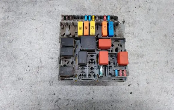 Citroen Nemo Fuse box set 51781452