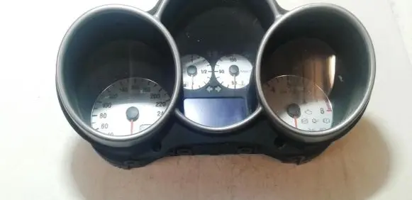 Alfa Romeo 147 Speedometer (instrument cluster) 110008953001 735290189