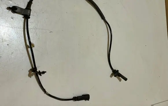 Ford Mustang VI ABS brake wheel speed sensor FR3C2C205AC