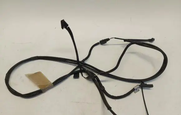 Tesla Model S Windshield washer fluid hose 1025202-00-C