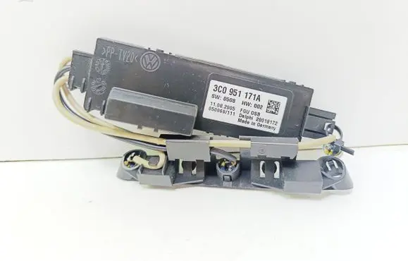 Volkswagen PASSAT B6 Alarm movement detector/sensor 3C0951171A