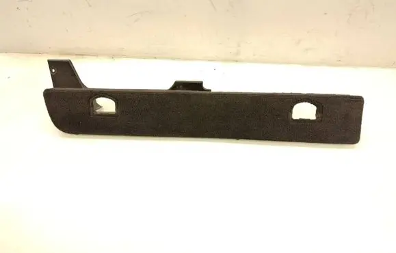 Volkswagen Touareg I Other trunk/boot trim element 7L6863528K
