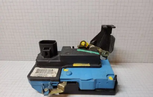 Volvo S60 Front door lock 9485305