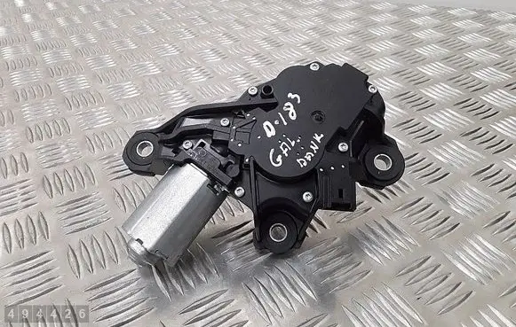 Nissan Qashqai Wiper motor 0390201820