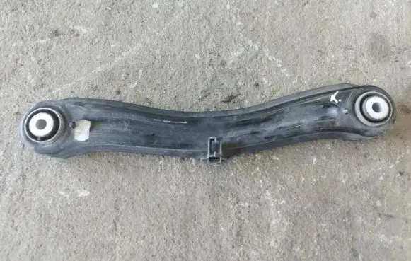 Mercedes-Benz GLE (W166 - C292) Rear control arm A1663520405