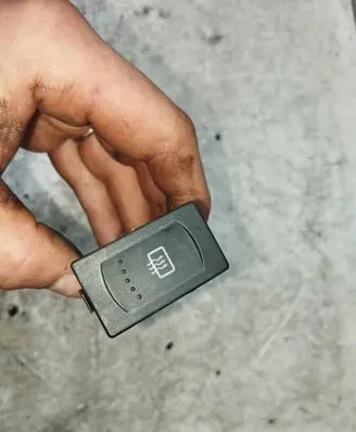 Audi A6 S6 C5 4B Windscreen/window heater switch 3B0959621C