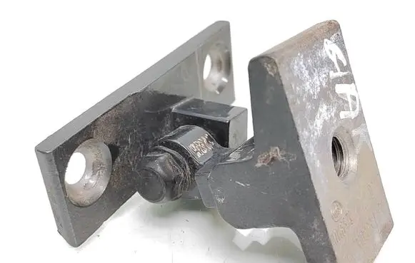 BMW X5 E70 Rear door lower hinge 7160823 A046572