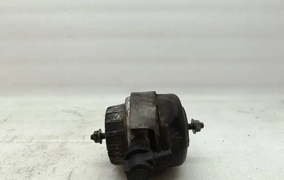 Audi A6 S6 C6 4F Engine mount bracket 