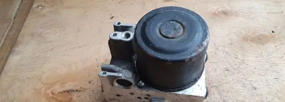 Toyota RAV 4 (XA30) ABS Pump 4454042J00 8954142220