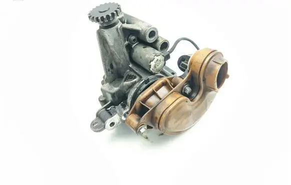 Dacia Sandero Oil pump 150002257R