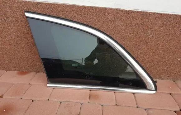 Opel Insignia B Sliding door window/glass 