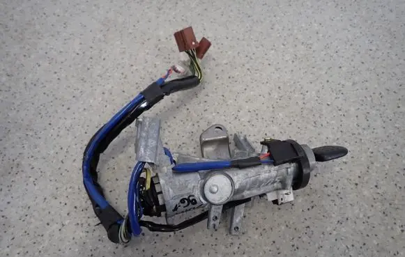 Suzuki Swift Cultus Ignition lock 