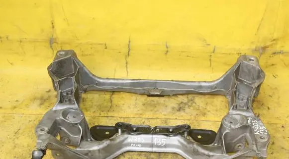 Mercedes-Benz C W203 Front axle beam 2036280657
