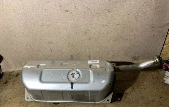 Mercedes-Benz SL R230 Fuel tank A2304701401