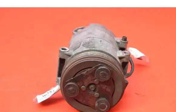 Ford Focus C-MAX Air conditioning (A/C) compressor (pump)
