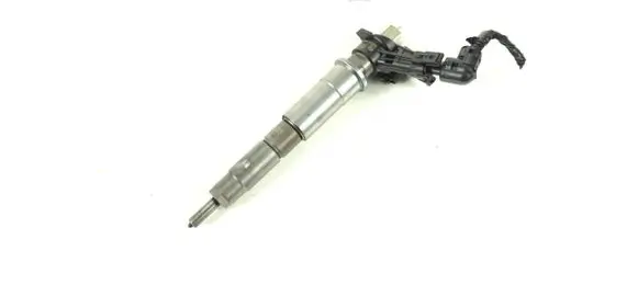 Opel Vivaro Fuel injector 0445115007