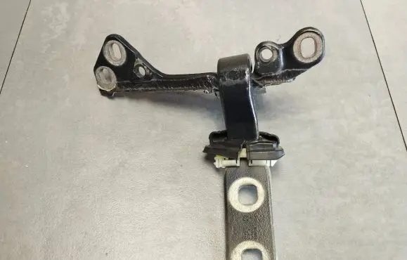BMW X6 E71 Tailgate/trunk/boot hinge 7175830