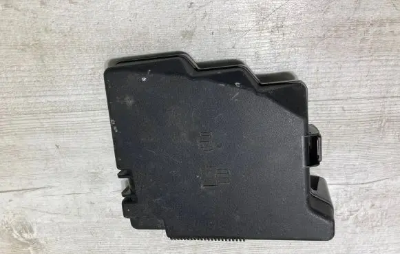 Ford Fiesta Fuse box cover ae8t-14a003-aa