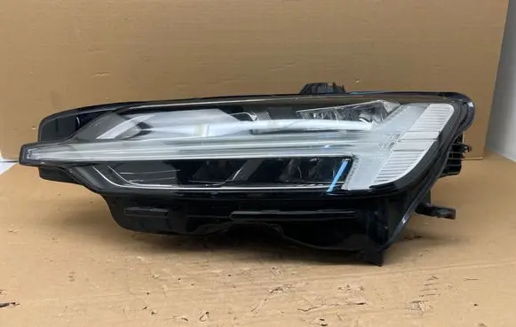Volvo S60 Headlight/headlamp 32314160