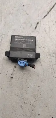 Volkswagen PASSAT B6 Gateway control module 3C0907530C 3C0907951