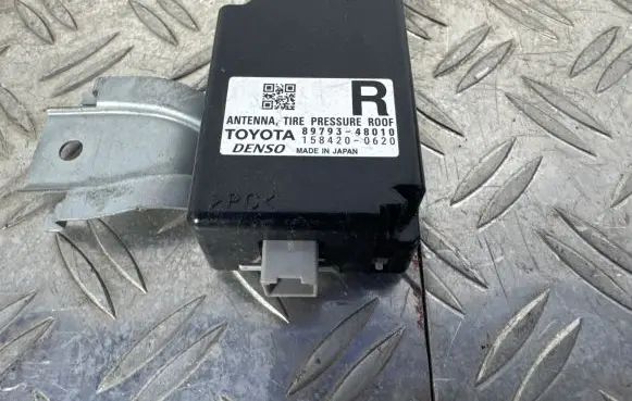 Lexus RX 450H Tire pressure control unit 8979348010 1584200620