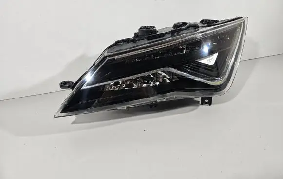 Seat Leon (5F) Headlight/headlamp 113220261902