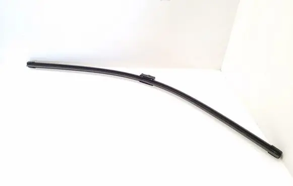 Windshield/front glass wiper blade