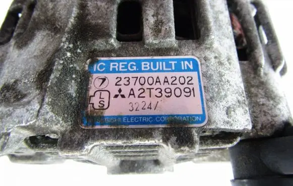 Subaru Impreza I Generator/alternator 23700AA202