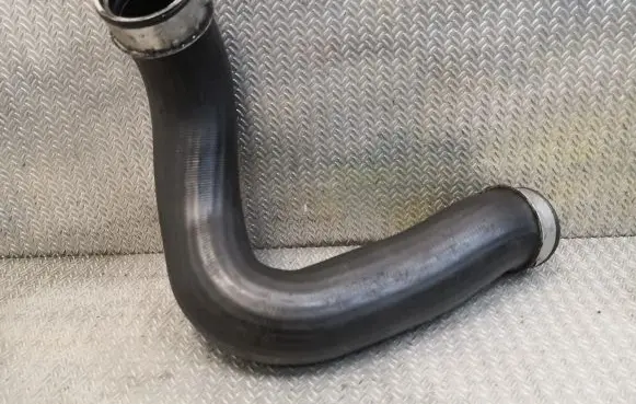 Mercedes-Benz E W210 Intercooler hose/pipe
