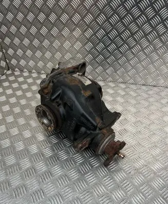 BMW X1 E84 Rear differential 7614713 8912092110430008 EAD451